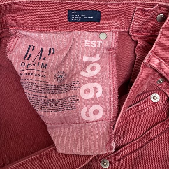 3/$30 ♥ GAP 1969 True Skinny Jeans Wild Rose Distressed Hem Size 29R - Picture 11 of 12